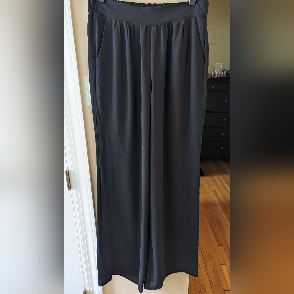 BCBG wide leg pants